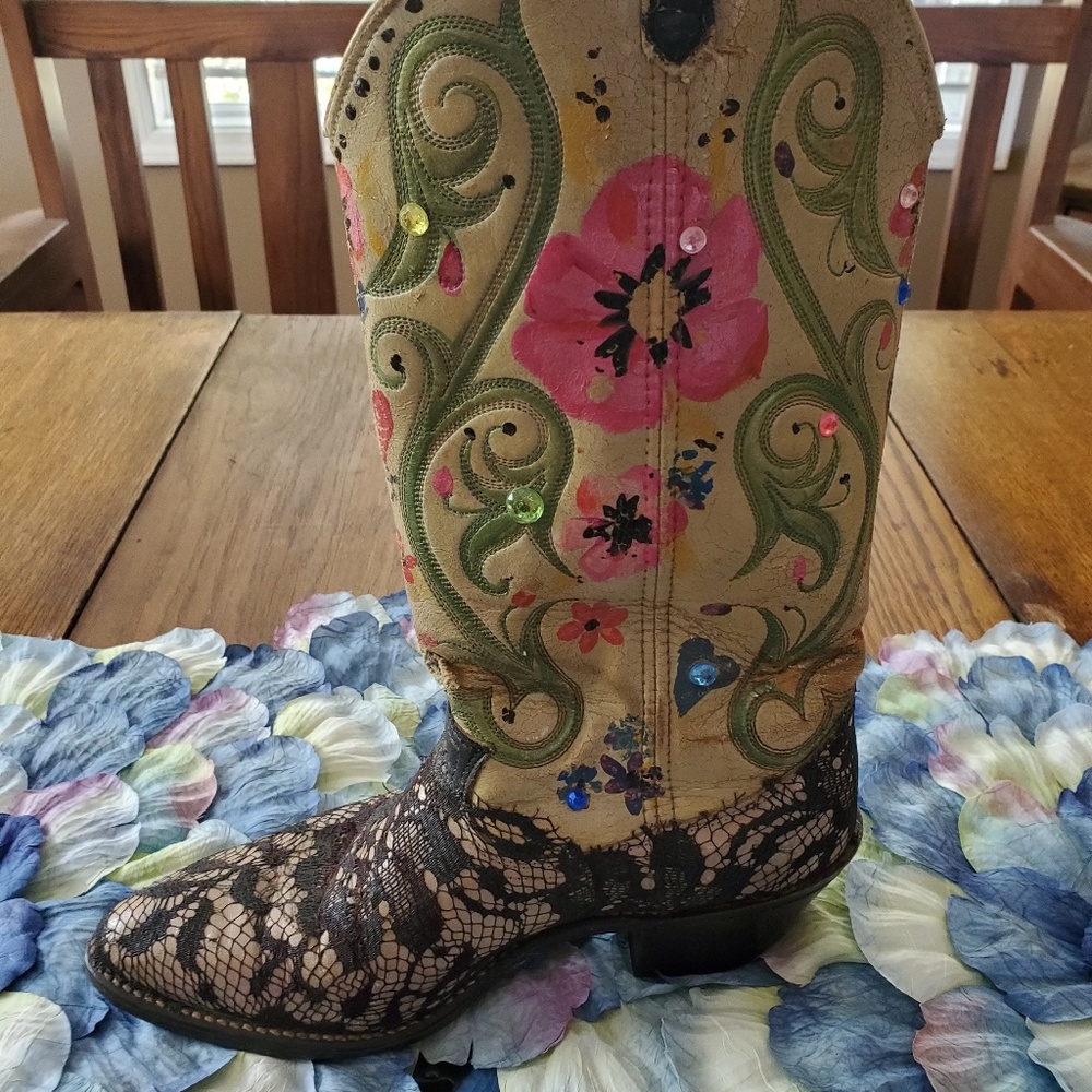 Cowboy boots - Picture 3 of 3